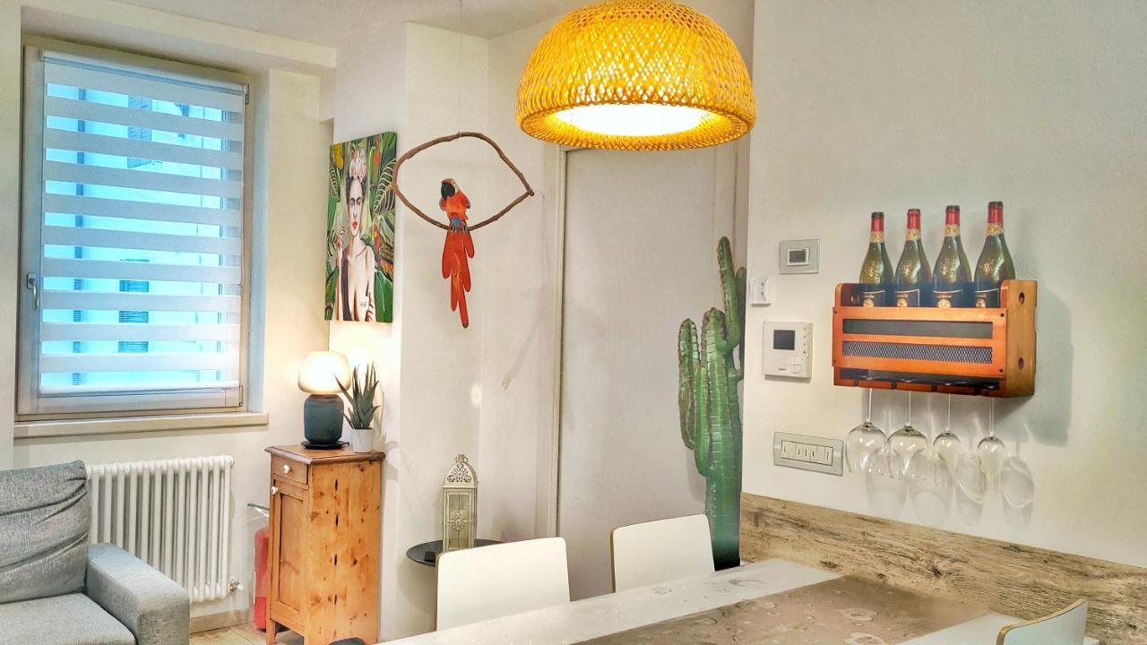 Antica Casa Alboletta - Appartamento Frida Kahlo Riva del Garda Kültér fotó