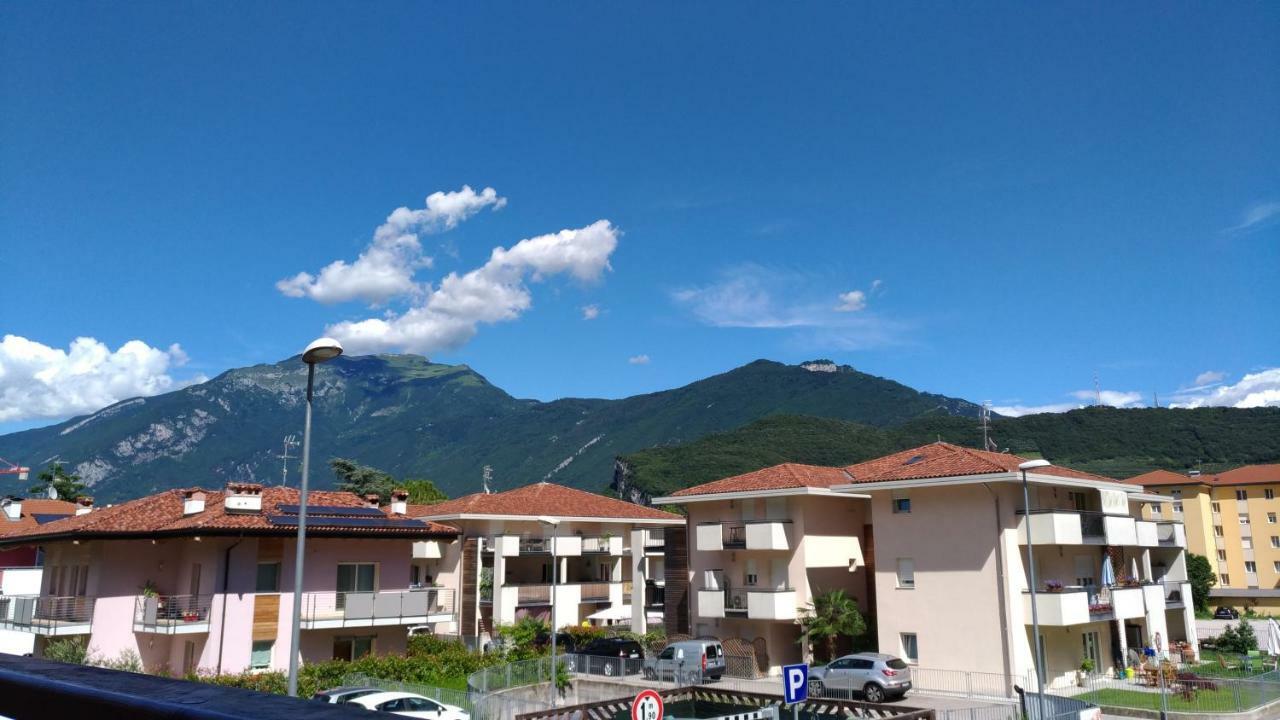Antica Casa Alboletta - Appartamento Frida Kahlo Riva del Garda Kültér fotó